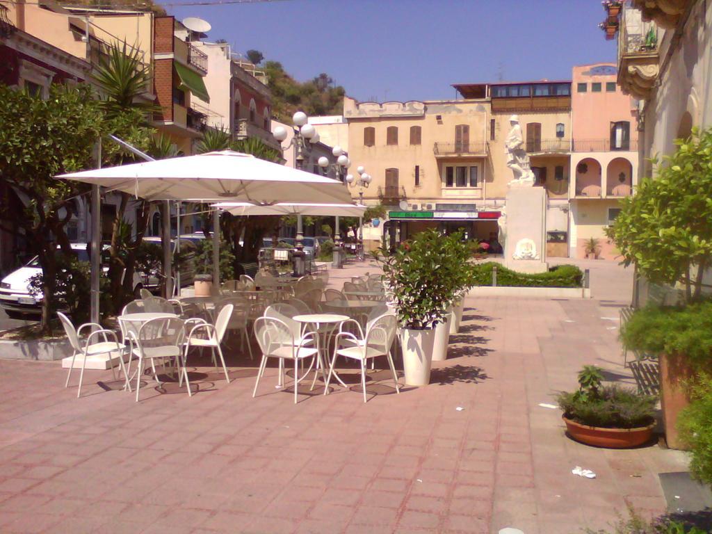 Apartamento Lina House Giardini-Naxos Habitación foto